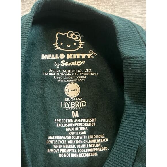 Christmas Hello Kitty Merry & Bright Green Pullover Graphic Sweatshirt Medium - Picture 2 of 13